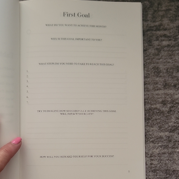 Focus Red Notebook - Picture 4 of 4